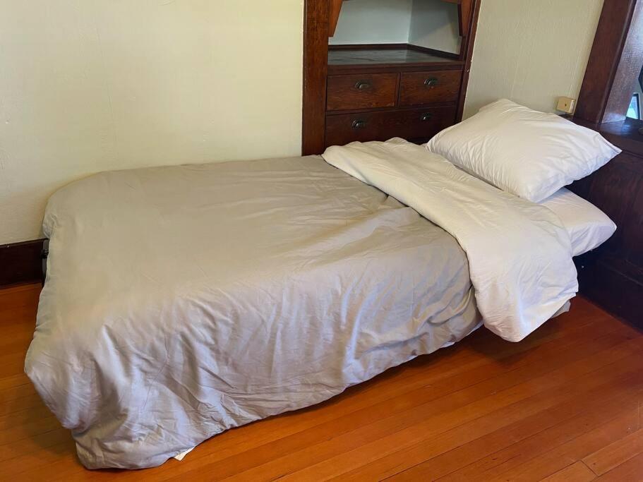 Historic Downtown Riverview Flat, No. 2 Astoria Luaran gambar